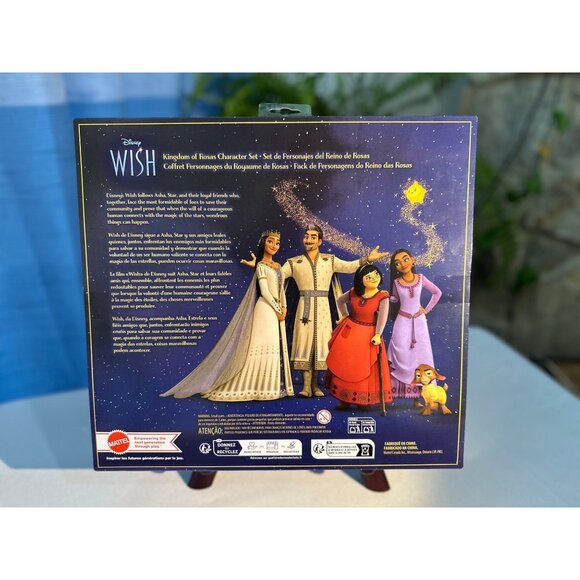 Disney’s Wish Kingdom Of Rosas Character Set | 10 Figures & Accessories  | Asha - Picture 4 of 6